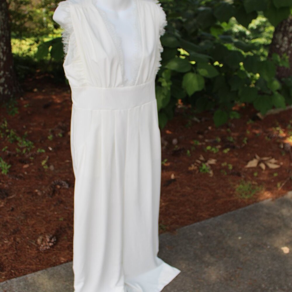 Francesca's Mi Ami Women's White Sleeveless Lace Bodice Jumpsuit Romper Medium - Picture 5 of 15